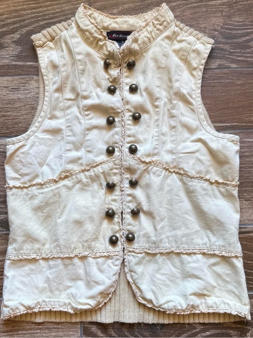 Takeout Cream Button-Front Sleeveless Vest with Decorative Metal Buttons